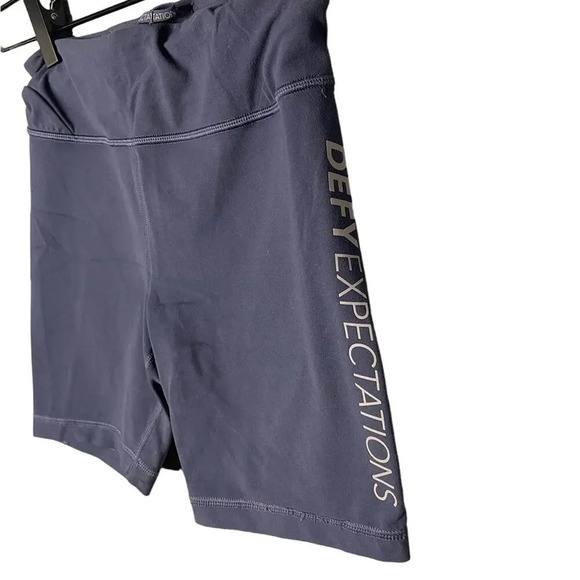 Athleta Girl Explore Shorts Size M/8-10 Grey Defy Expectations Bike Shorts - Picture 3 of 4